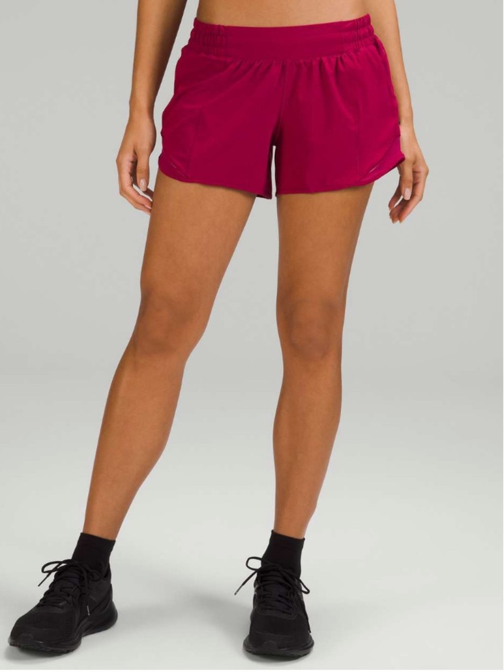 Lululemon Hotty Hot Low-Rise Lined Short 4" Pomegranate Pink Size 14